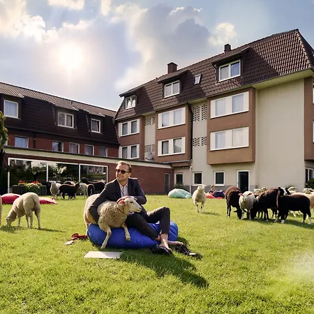 Fettehenne 3* Leverkusen