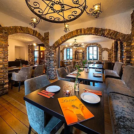 Fettehenne Hotel 3*