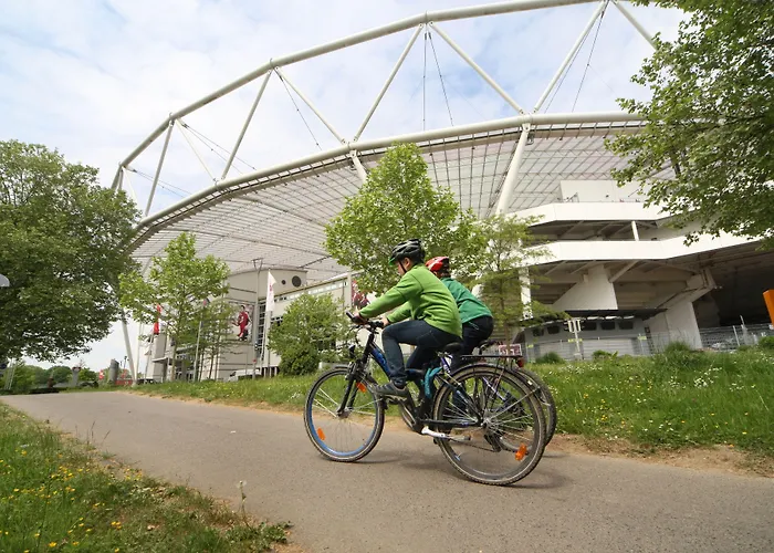 Fettehenne 3* レバークーゼン